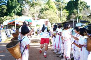 BIB: 262
                            <button type="button" onclick="openModal(19064394)" class="btn btn-primary btn-sm float-right btn-popup" data-toggle="modal" data-target=".modal-high-quality">
                        <i class="fas fa-shopping-cart"></i> Add to Cart
                    </button>
                                            <button type="button" onclick="isThisMe(19064394, true)" class="btn btn-success btn-sm float-right btn-popup btn-isme hidden" data-toggle="tooltip" data-placement="bottom" title="นี่คือรูปของคุณใช่ไหม คลิกที่นี่เพื่อเอาเข้าอัลบั้ม">
                        <i class="fas fa-plus"></i> Add to album
                    </button>
                    <button type="button" onclick="isThisMe(19064394, false)" class="btn btn-warning btn-sm float-right btn-popup btn-isnotme hidden">
                        <i class="fas fa-ban"></i> Remove from album
                    </button>